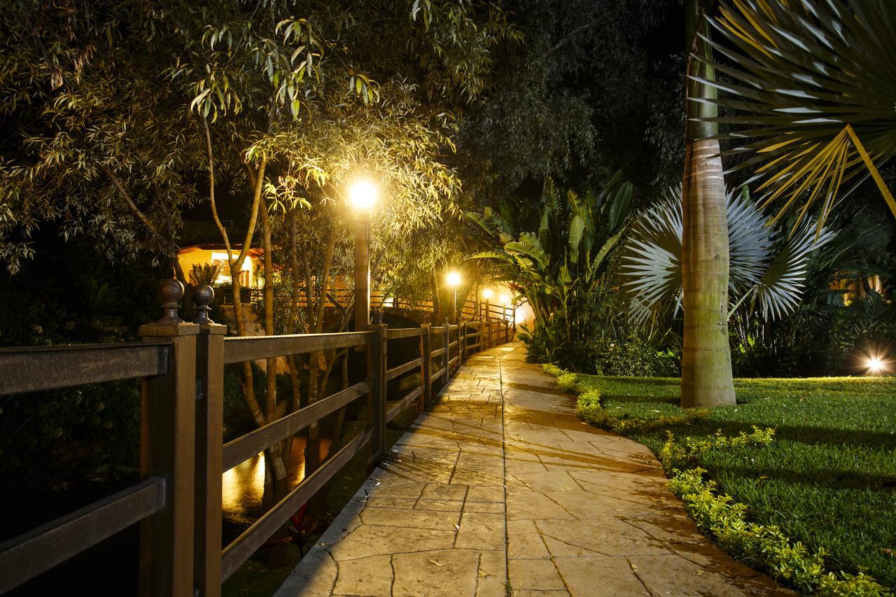 Quinta Sauz Hotel Tacámbaro de Codallos Екстериор снимка