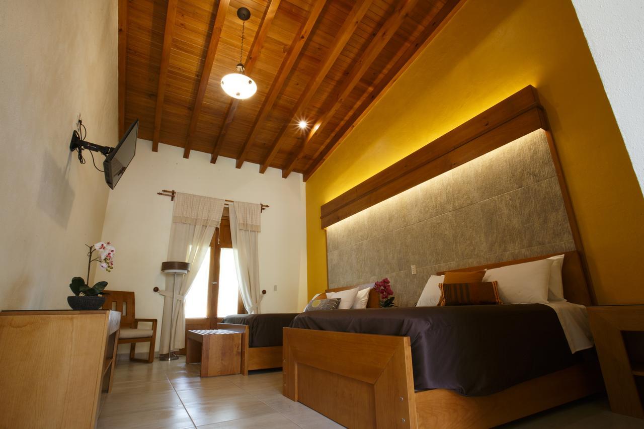 Quinta Sauz Hotel Tacámbaro de Codallos Екстериор снимка