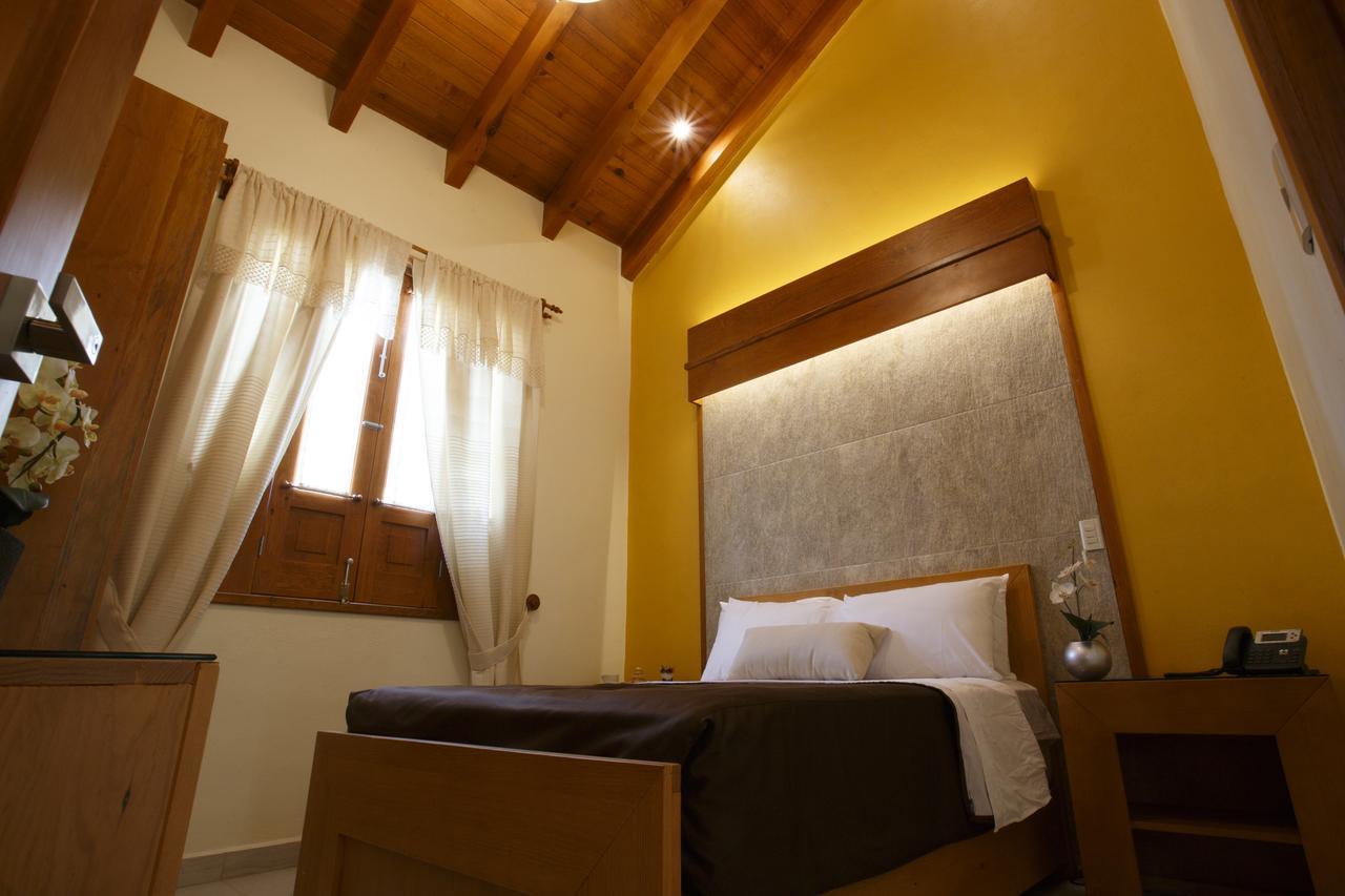 Quinta Sauz Hotel Tacámbaro de Codallos Екстериор снимка