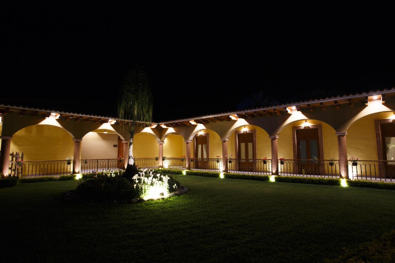 Quinta Sauz Hotel Tacámbaro de Codallos Екстериор снимка